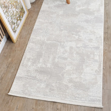 Kalina Abstract Runner