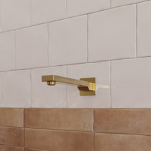 The Gabe Bath Spout