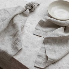 Classic European Linen Table Napkins (Set of 4)
