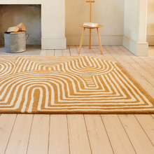 Ochre Reef Curve Hand-Tufted Wool Rug