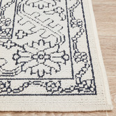 Network Rugs White &amp; Navy Traditional Power-Loomed Indoor/Outdoor Rug