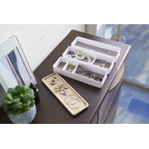 Yamazaki Susannah 3 Tier Accessory Case