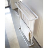 Yamazaki White Tosca Metal Bath Towel Rack