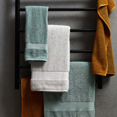 Expert Homewares Matte Black Stainless Steel 7 Bar Electric Heated Towel Rack