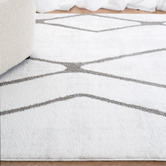Lifestyle Floors Mathilda Diamond Power-Loomed Rug