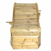 Plum Discovery Nature Play Hideaway