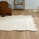 Lifestyle Floors Ivory Effie Hand-Tufted Scalloped Rug