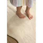 Lifestyle Floors Ivory Effie Hand-Tufted Scalloped Rug