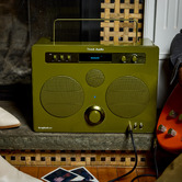 Tivoli Audio Tivoli Audio SongBook Max FM Radio &amp; Bluetooth Speaker