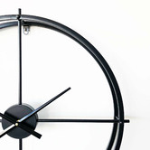 Lucca and Luna Lincoln Round Metal Wall Clock