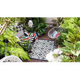 Home &amp; Lifestyle Monochrome Lhasa Reversible Outdoor Rug