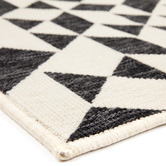 Home &amp; Lifestyle Black &amp; Cream Yuma Power-Loomed Indoor &amp; Outdoor Rug
