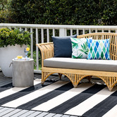 Home &amp; Lifestyle Black Veranda Nyoma Power-Loomed Outdoor Rug