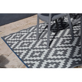 Home &amp; Lifestyle Grey &amp; White Aztec-Style Outdoor Rug