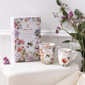 Ashdene 2 Piece Mini Me Queen &amp; Liittle Bee Mug Set