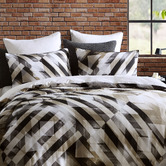 Logan &amp; Mason Nash Cotton Sateen Quilt Cover Set