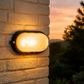 Luminea Inaya Bunker Light