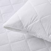 Aldrin Home Down Alternative Ultimate Bedding Set