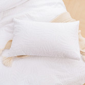 Aldrin Home White Leafy Jacquard Cotton Quilt Cover Set