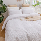 Aldrin Home White Lottie Eyelash Jacquard Quilt Cover Set
