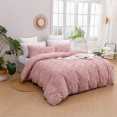 Aldrin Home Rose Lottie Eyelash Jacquard Quilt Cover Set