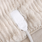 Aldrin Home Eyelash Fleece Reversible Heated Throw