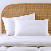 Aldrin Home Down Alternative Ultimate Bedding Set