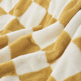 Aldrin Home Checkered Faux Fur Heated Throw