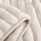Dreamaker Chunky Faux Fur Heated Throw