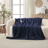 Aldrin Home Chunky Faux Fur Heated Throw