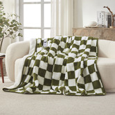 Aldrin Home Checkered Faux Fur Heated Throw