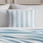 Aldrin Home Zadiel Faux Fur Reversible Cushion