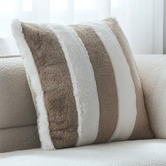Aldrin Home Aris Faux Fur Cushion