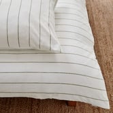 Aldrin Home White &amp; Olive Zinnia Yarn-Dyed Washed Cotton Reversible Quilt Cover Set