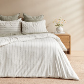 Aldrin Home White &amp; Olive Zinnia Yarn-Dyed Washed Cotton Reversible Quilt Cover Set
