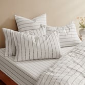 Aldrin Home White &amp; Graphite Zinnia Yarn-Dyed Washed Cotton Reversible Quilt Cover Set