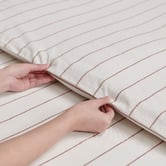 Aldrin Home White &amp; Rust Zinnia Yarn-Dyed Washed Cotton Reversible Quilt Cover Set