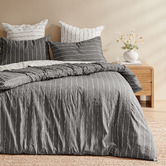 Aldrin Home Graphite &amp; White Zinnia Yarn-Dyed Washed Cotton Reversible Quilt Cover Set