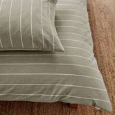 Aldrin Home Olive &amp; White Zinnia Yarn-Dyed Washed Cotton Reversible Quilt Cover Set