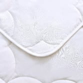 Aldrin Home Dreamaker Arden Cotton Cot Quilt