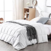 Oakleigh Home Molly 700GSM Bamboo Fibre All Seasons Quilt