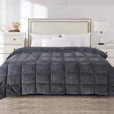 Oakleigh Home Grey Molly Comforter