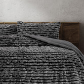 Radisson Home Cole Faux Fur Single/Double Comforter Set