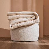 Bedding co Peruvian Alpaca Wool All Seasons Quilt