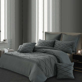 Palatial Designs Alden Quilt Cover Set