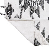 Milkcan Products Traditional Tufted Cotton Rug