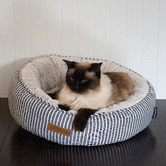 La Doggie Vita Hamptons Stripe Reversible Cat Bed
