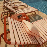 Business and Pleasure Co Sunliner Foldable Aluminium Sun Lounge