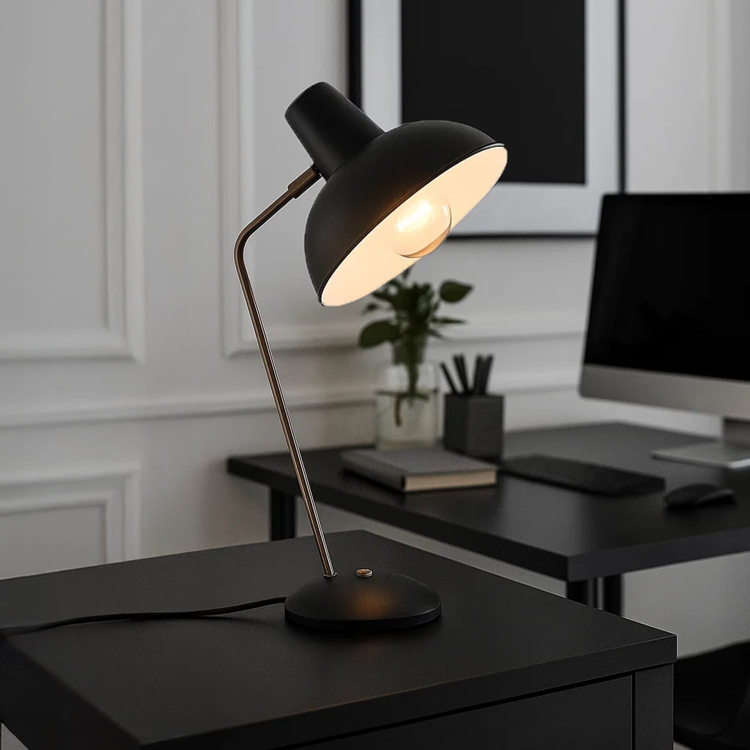 Lucy Table Lamp