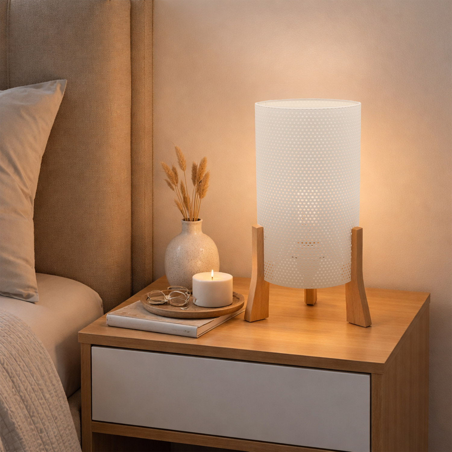 Eddie White Table Lamp
